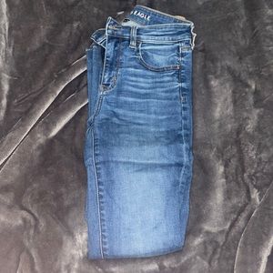 AEO high rise jeggings (medium wash)